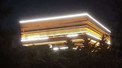 ‘Işıklar yanıyor’ paylaşımına tepki