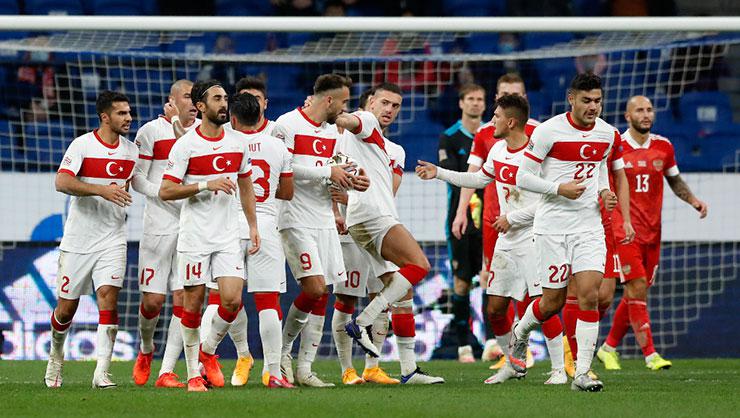 Rus basınından itiraf; Neredeyse evinde… Rus basınından itiraf; Neredeyse evinde…