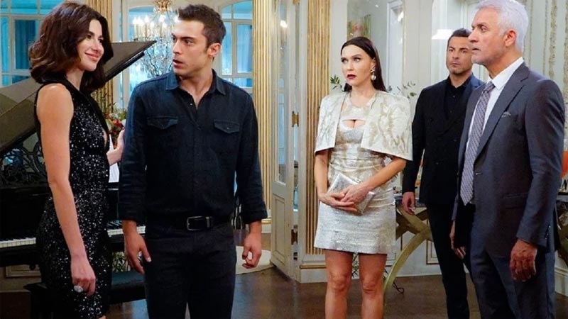 Yasak Elma dizisinde bomba ayrılık! Hangi başrol oyuncusu veda ediyor?