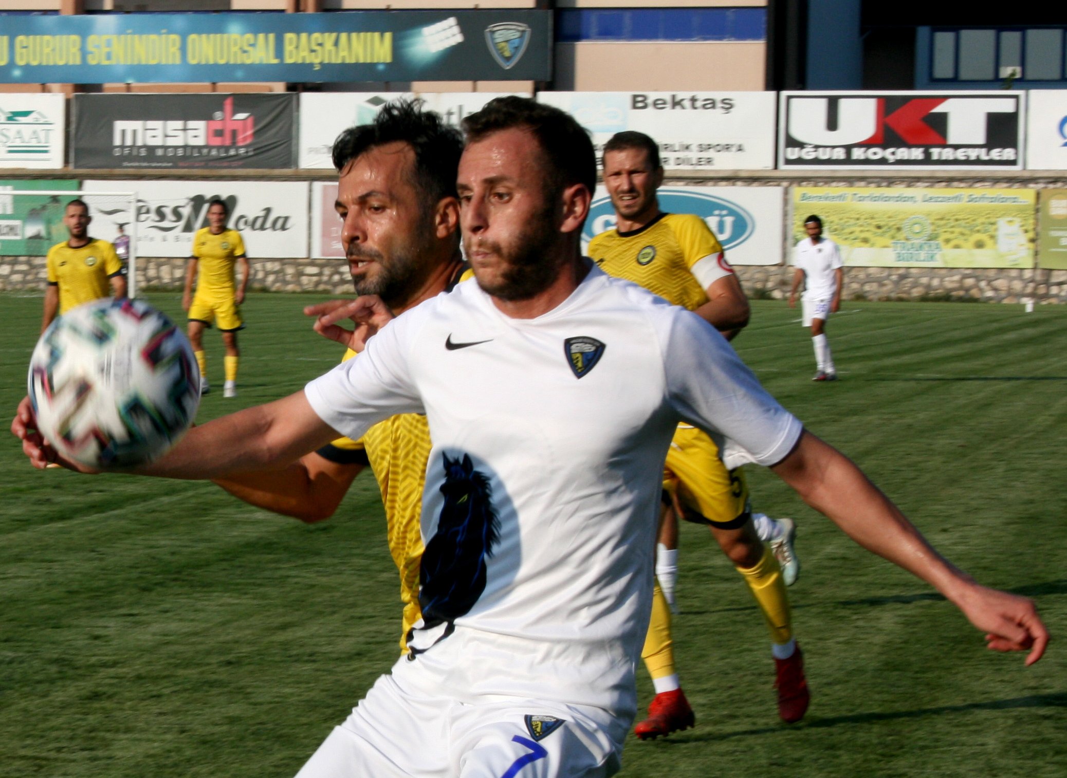 Karacabey vurdu ama yıkamadı! Deplasmanda puanla dönüyor… Karacabey vurdu ama yıkamadı! Deplasmanda puanla dönüyor…