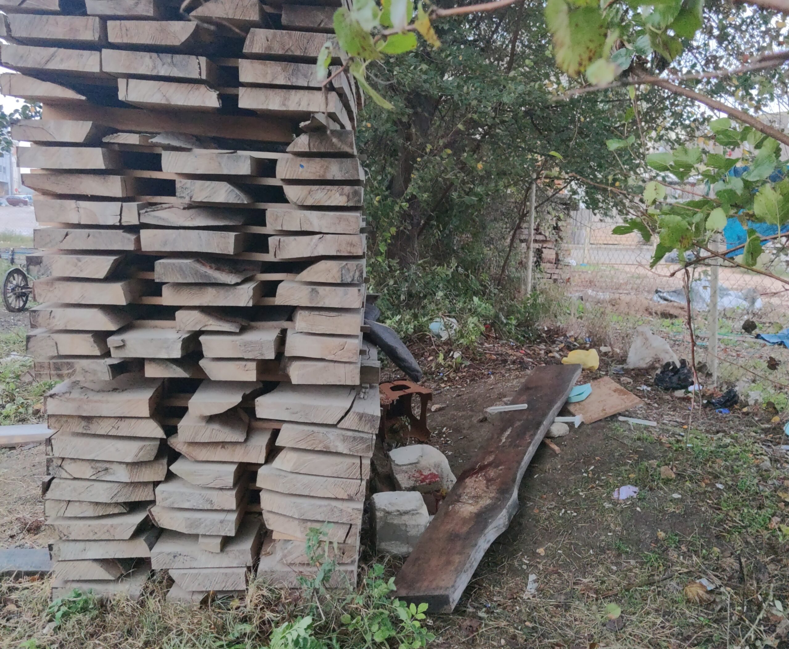 Yer: Bursa… Sağanaktan kaçarken başına kalas düştü