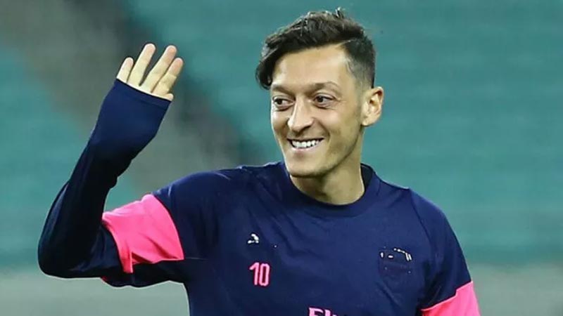 Mesut Özil bombası! Yeni adresi… Mesut Özil bombası! Yeni adresi…