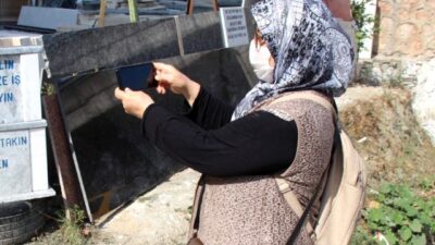 Mezar taşına yazılanı gören vatandaşlar ‘Ölmek istemiyorum’ diye dua ediyor