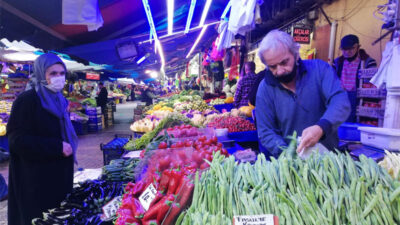 Bursa’da pazarın ateşi yükseliyor
