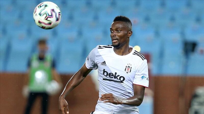 Beşiktaş'ta Ganalı futbolcu Bernard Mensah'ın yeni tip koronavirüs (Kovid-19) testinin