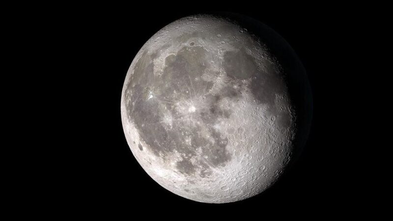 NASA ve Nokia, Ay üzerinde 2028 yılına kadar bir üs