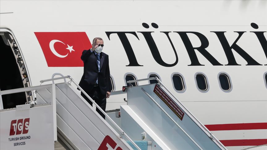 Cumhurbaşkanı Erdoğan Kuveyt ve Katar’a gitti