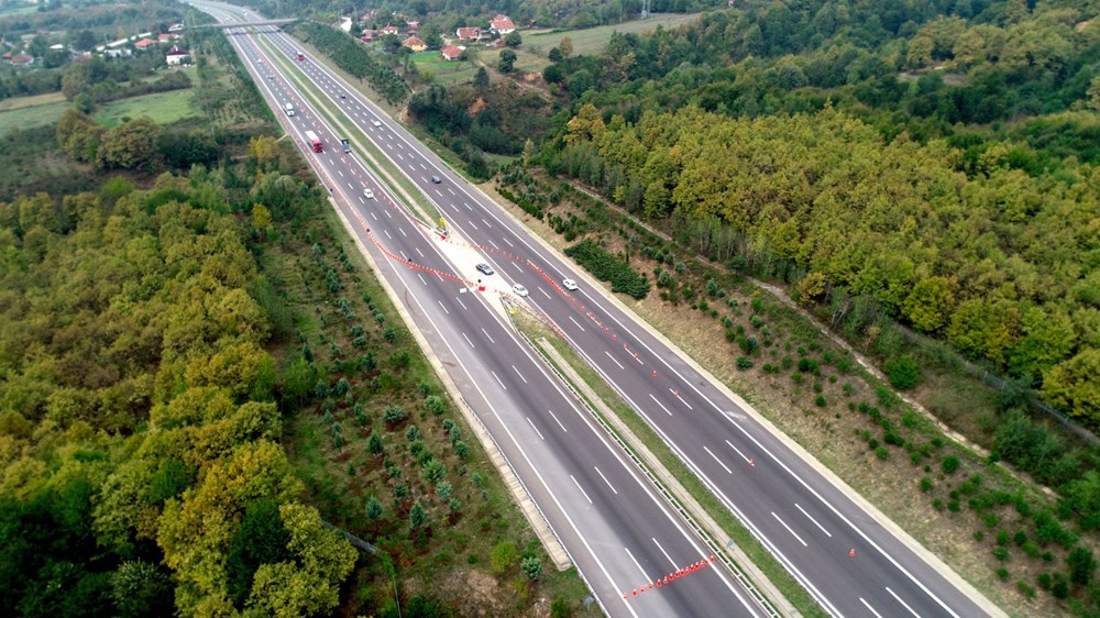 Sınırlı geçiş izni! Ulaşım aksayınca yeniden açıldı
