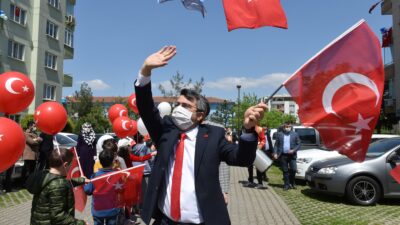 Yıldırım Belediye Başkanı Oktay Yılmaz 29 Ekim Cumhuriyet Bayramı’nı kutladı