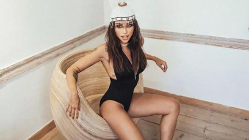 Hamdi Alkan’ın kızı Zeynep Alkan’ın pozları olay oldu