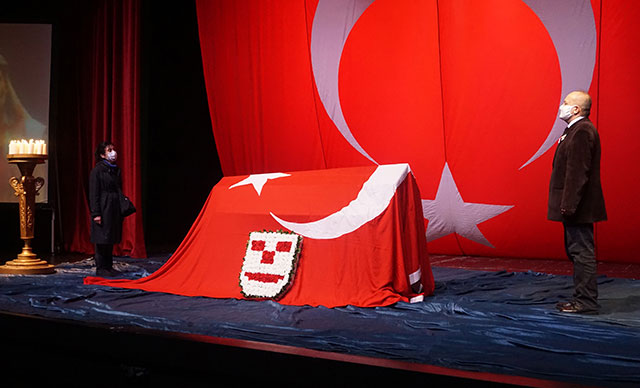Tiyatrocu Metin Çoban son yolculuğuna uğurlandı