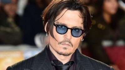Johnny Depp parmaklıklar ardından paylaştı