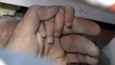 Mucizelere el uzatan kahraman: Önce Azra sonra Ayda