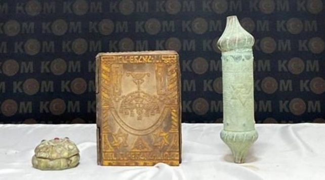 El yazması Tevrat ele geçirildi El yazması Tevrat ele geçirildi