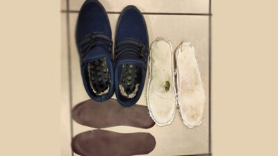 Ayakkabısının içine uyuşturucu saklamış