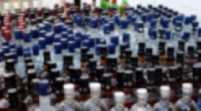 1 ton kaçak ve sahte içki ele geçirildi