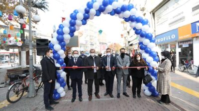 Belediyeden Öğretmenler Günü’ne özel sergi