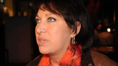 Usta oyuncu: Kemoterapi görürken sete gidiyordum