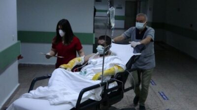 O bir kahraman! Ailesini kurtardı kendisi yandı