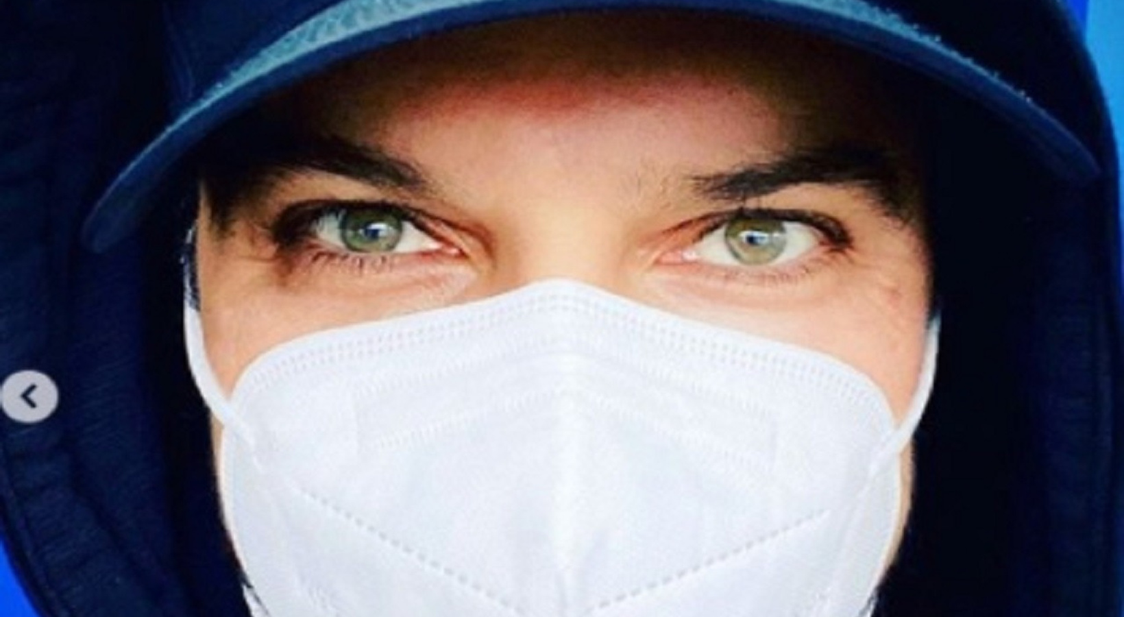 Tarkan’dan sosyal mesaj