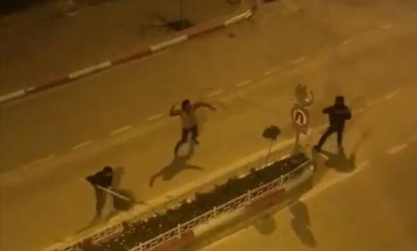 Bursa’da yol ortasında birbirlerine girdiler Bursa’da yol ortasında birbirlerine girdiler