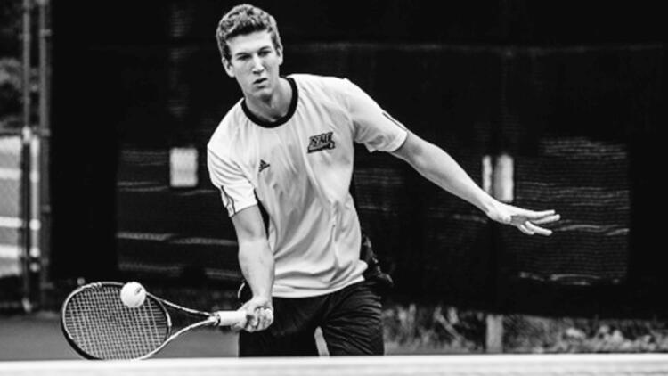 Tenisçi Sarp Laleli, Bursa’da geçirdiği kazada hayatını kaybetti