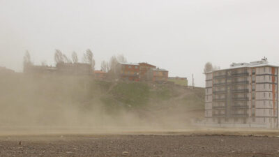 Meteoroloji’den kuvvetli rüzgar uyarısı geldi