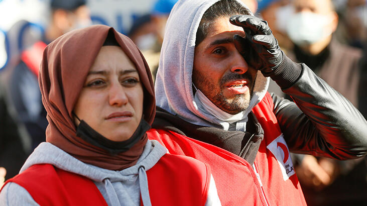 Mucizeyi gözyaşlarıyla izlediler