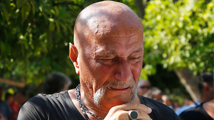 ‘Dünya’sını kaybeden ünlü oyuncunun zor anları! ‘Dünya’sını kaybeden ünlü oyuncunun zor anları!