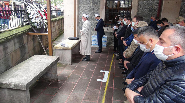Giresun’daki sel afetinde kayıp 4 kişi için gıyabi cenaze namazı