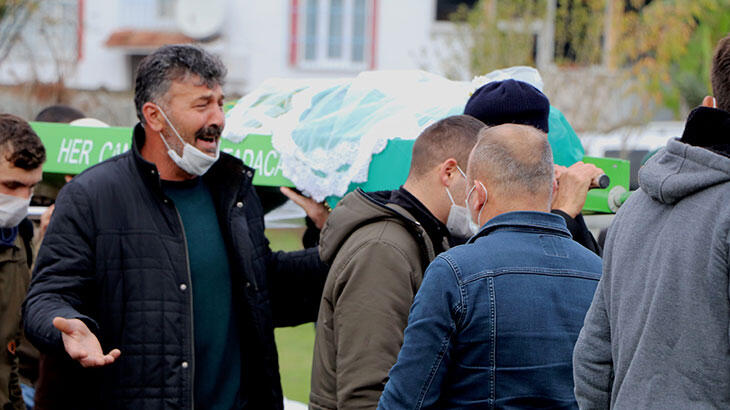 İp atlarken kalp krizi geçirerek hayatını kaybeden genç kız toprağa verildi