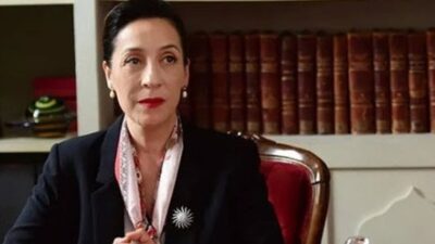 Star TV o dizinin ipini çekti! Kırmızı Oda’ya karşı koyamadı…