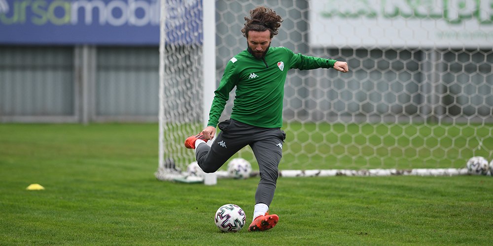 Bursaspor, Özlüce’de kamp girdi