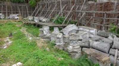 Şaşırtam görüntü! Tarihi eserler ortada kaldı