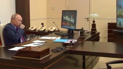 Putin öksürük krizine girdi