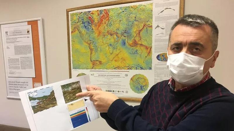 Deprem profesöründen korkutan açıklama! ‘Dikkatle incelenmeli’ dedi ve uyardı Deprem profesöründen korkutan açıklama! ‘Dikkatle incelenmeli’ dedi ve uyardı