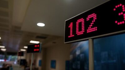 Bankaların çalışma saatleri değişti! Hangi banka kaçta açılıyor?