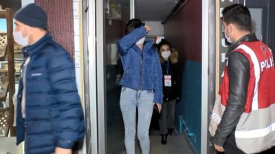 Mühürlü mekanda korona partisi