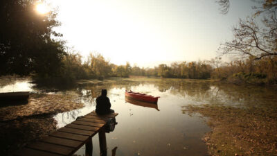 Bursa’da deniz ile ormanın kucaklaştığı yerde hazan güzelliği
