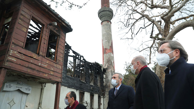 Erdoğan’dan Vaniköy Camisi’nde inceleme