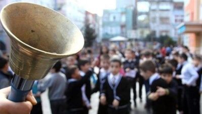 Kuşadası’nda eğitime 2 gün ara