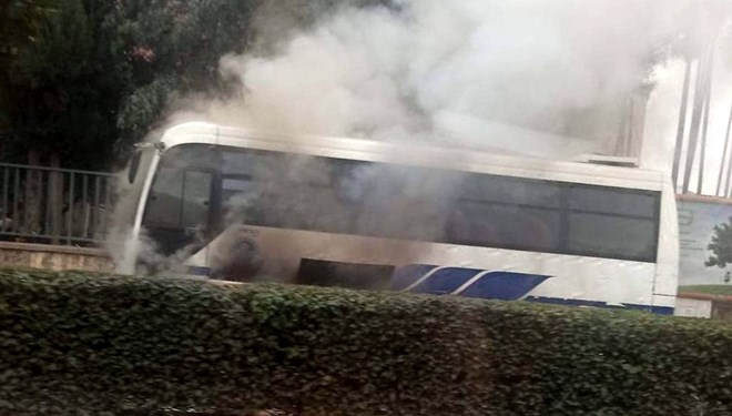 Halk otobüsünde yangın paniği