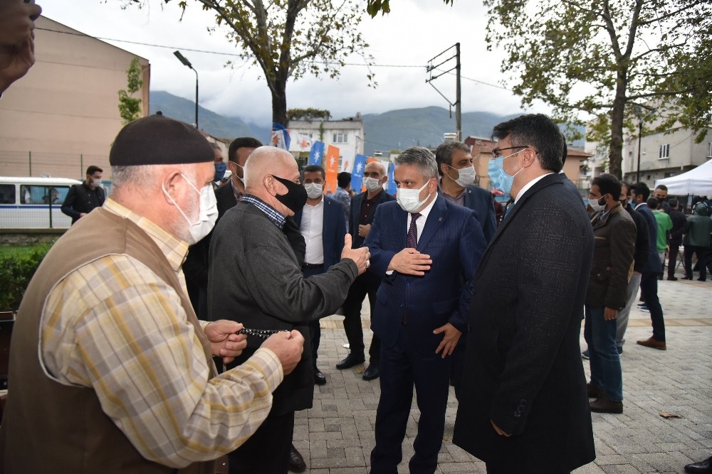 AK Parti Bursa’da “gönül seferberliği” AK Parti Bursa’da “gönül seferberliği”