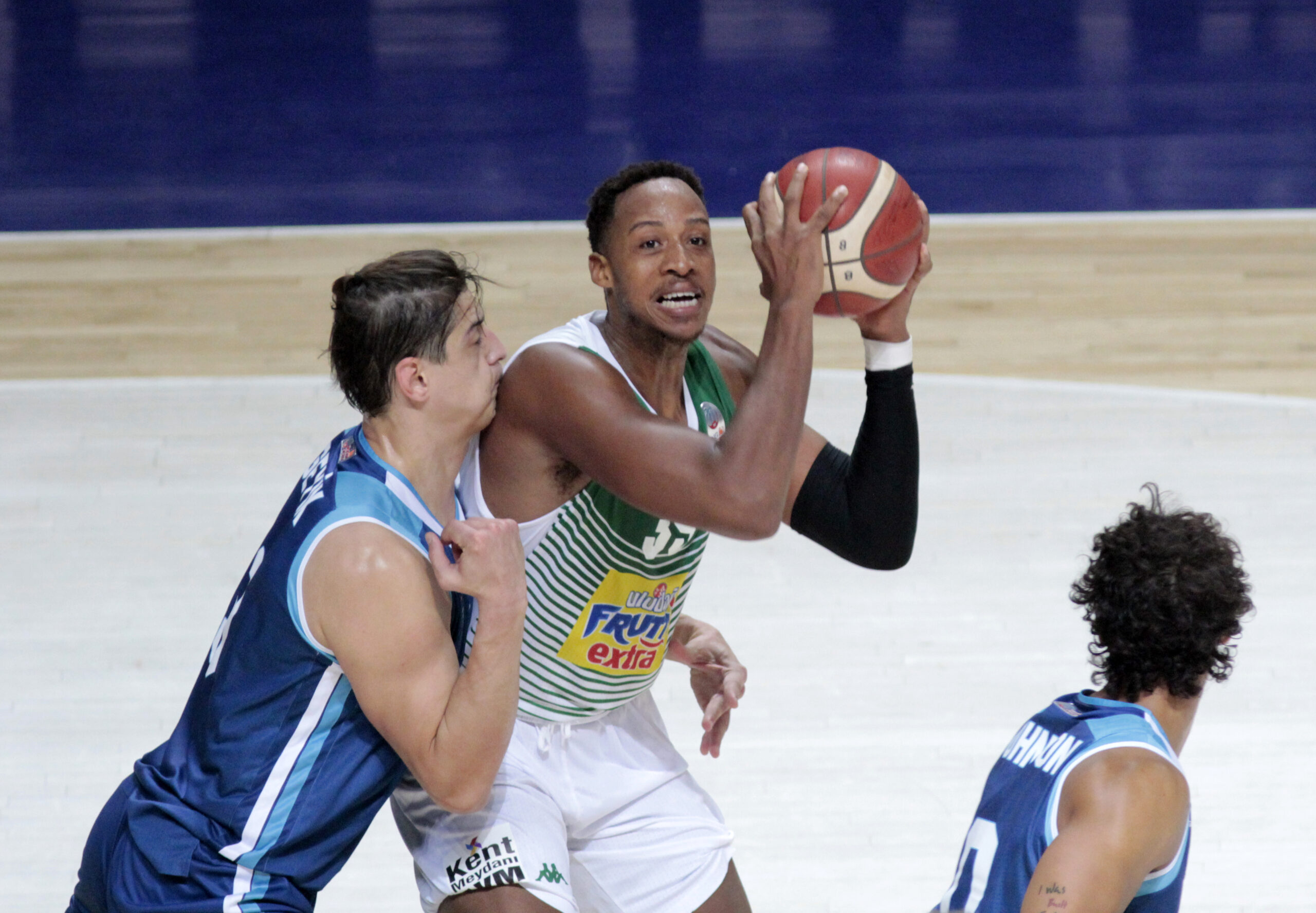 Bursaspor potada üzdü! Son saniyede… Bursaspor potada üzdü! Son saniyede…