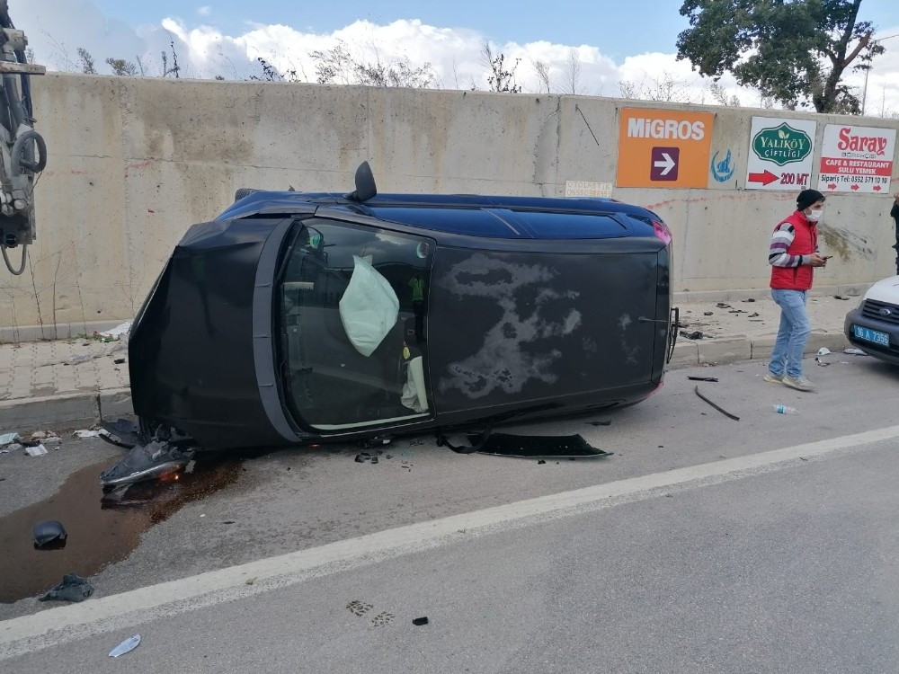 Bursa’da bayan sürücü ölümden döndü Bursa’da bayan sürücü ölümden döndü