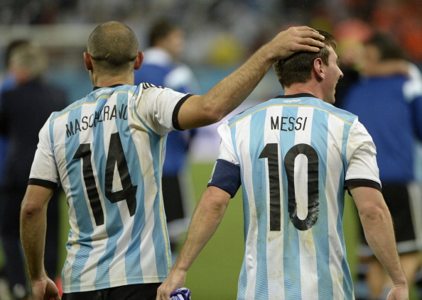 Arjantin ekiplerinden Estudiantes'te forma giyen Javier Mascherano, yeşil sahalara veda etti.
