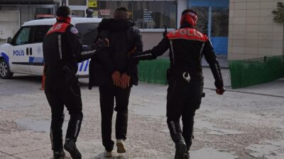 Yer: Bursa… Boş arsada uyuşturucu kullanırken yakalandı