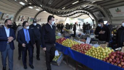 Bursa Çiftçi Pazarı tedbirde de örnek