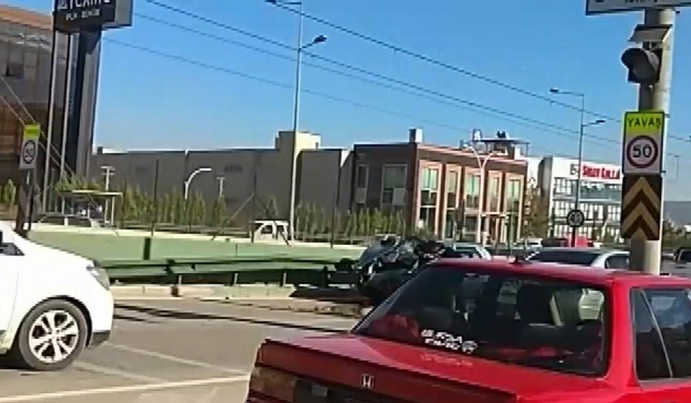 Bursa’da 10 dakikada iki feci kaza