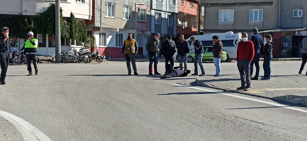 Bursa’daki kazada motosiklet sürücüsü hafif yaralandı